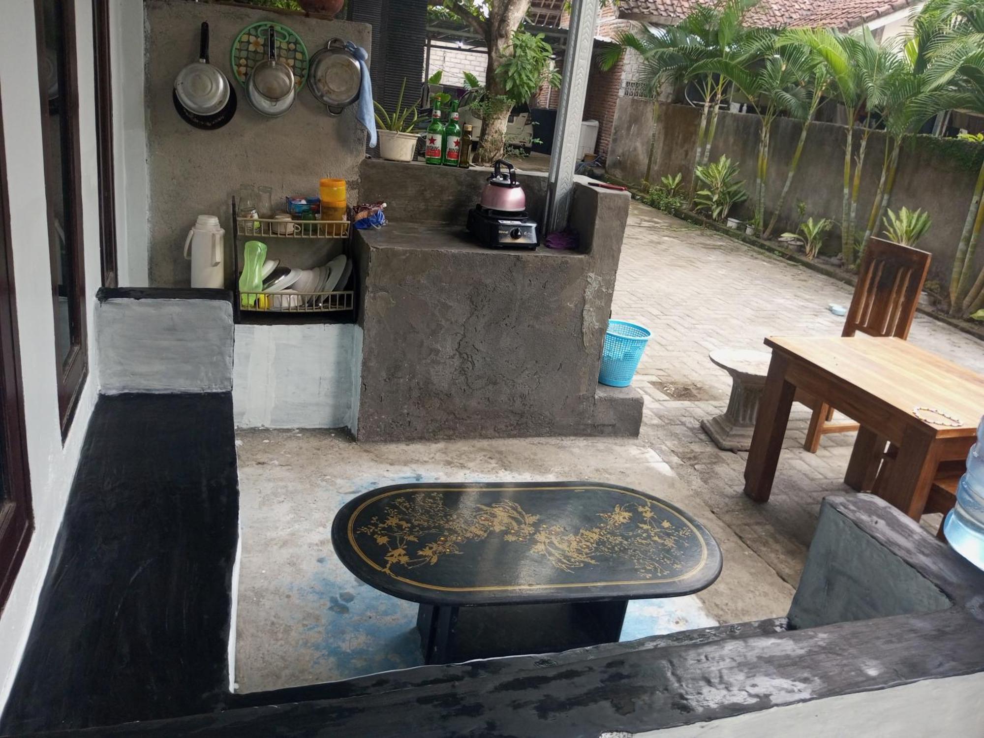 Kri Homestay Kuta  Номер фото